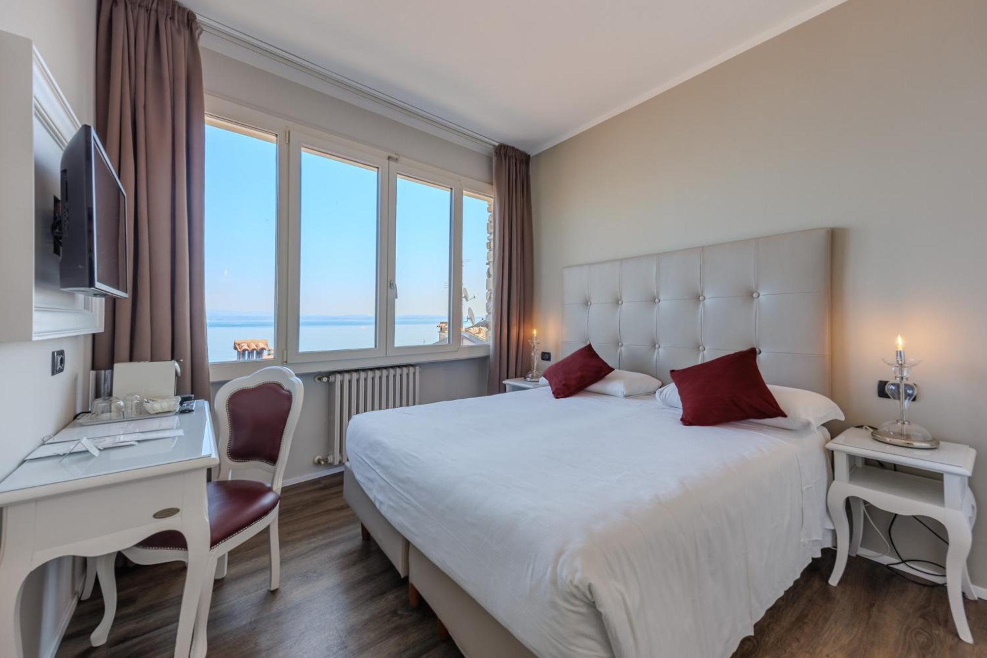 Degli Oleandri Hotel 3*